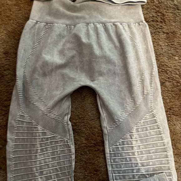 BOBBI ROCCO Los Angeles yoga set - Picture 2 of 6